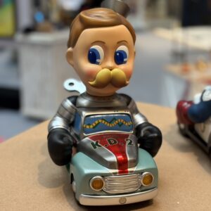 Space Korn Doll x 1948 Ford F1